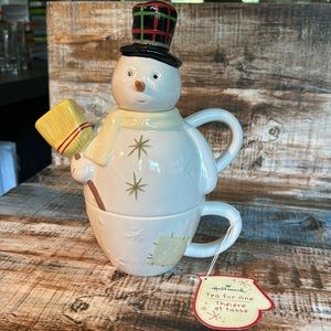 Hallmark snowman teapot combo
